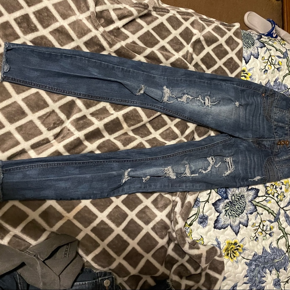 Ripped jeans